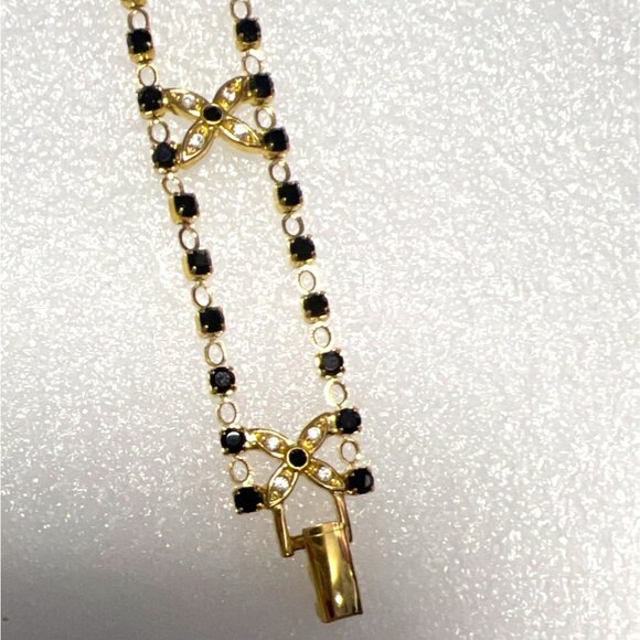 Black & Clear Crystal Bracelet Floral Hugs Gold-tone Chain - 7.25" - Picture 16 of 16